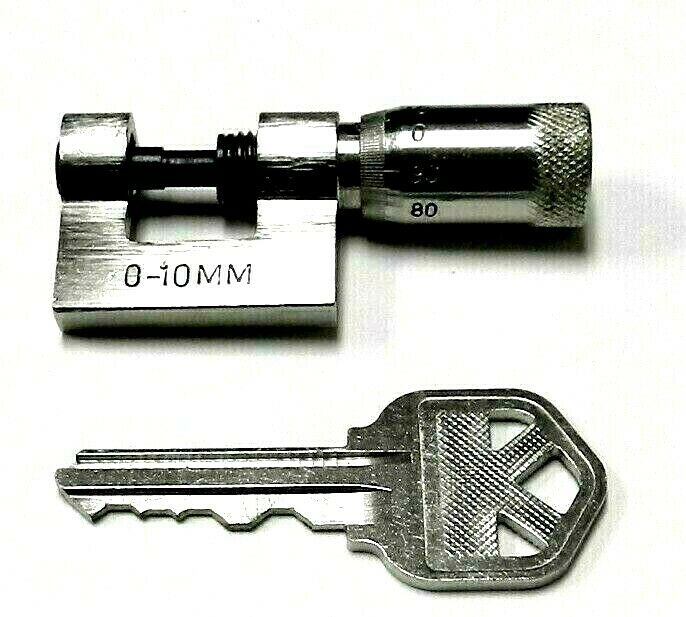 Mini Micrometer 10mm Small Micrometer Pocket Size Metric 0-10mm X 0.01mm